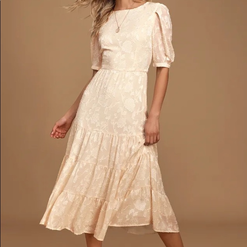Crushing On You Cream Jacquard Tiered Midi Dress